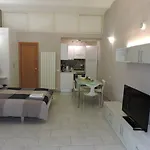 Apartmán Monolocale Via Cerquiglia, 136 *