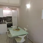Apartmán Monolocale Via Cerquiglia, 136 *