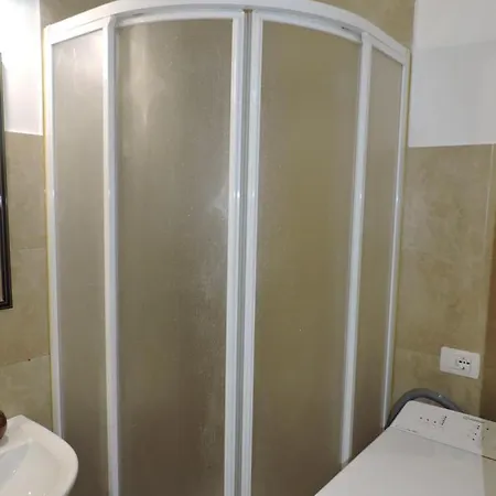 Monolocale Via Cerquiglia, 136 Apartment *